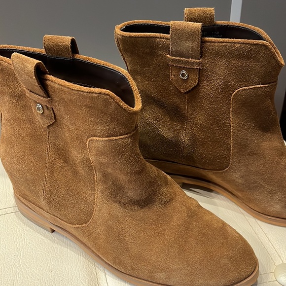 Coke Haan Rayna Suede Wedge Booties GRANDSERIES 7.5 in Earthen Suede - Picture 15 of 15